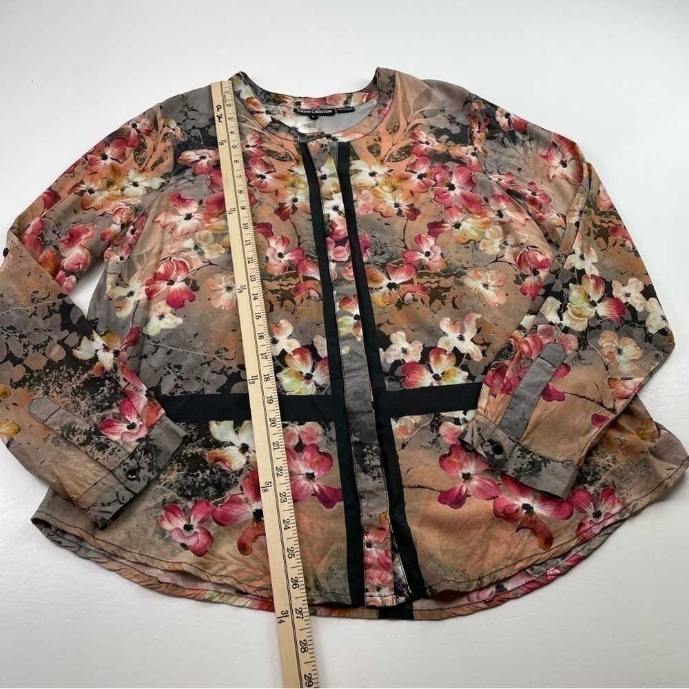 Tolani Collection Shirt Women Size Large Button Down Long Sleeves Floral - Picture 5 of 11